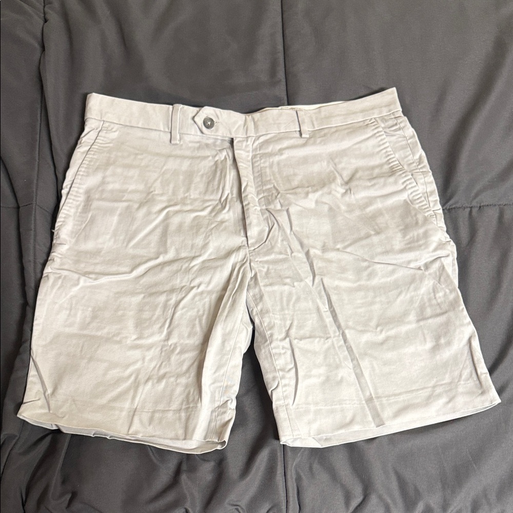 Daniel Cremieux Men's Light Tan Flat Front Shorts